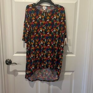 Lula Roe bright flowered tunic